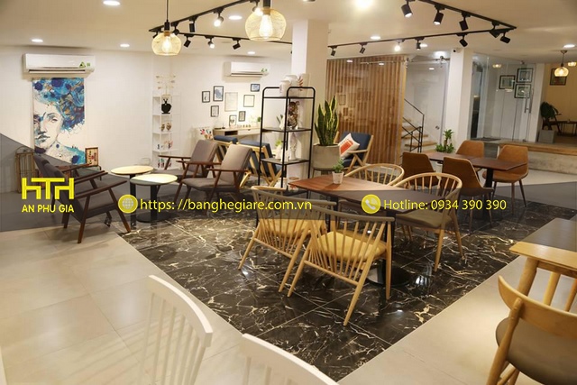 Công trình bàn ghế quán ăn giá rẻ hcm tại khu ăn uống quận 10